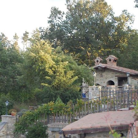 Agriturismo Countryhouse Le Giare Γκούμπιο Εξωτερικό φωτογραφία