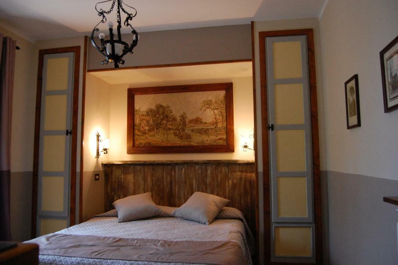 Agriturismo Countryhouse Le Giare Γκούμπιο Εξωτερικό φωτογραφία