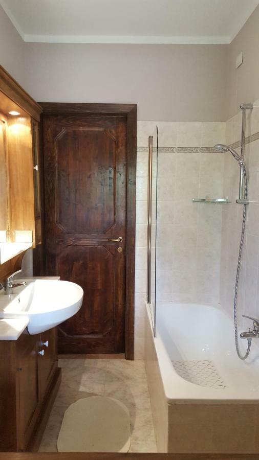 Agriturismo Countryhouse Le Giare Γκούμπιο Εξωτερικό φωτογραφία