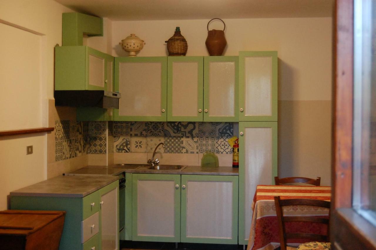 Agriturismo Countryhouse Le Giare Γκούμπιο Εξωτερικό φωτογραφία