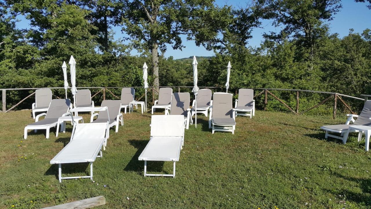 Agriturismo Countryhouse Le Giare Γκούμπιο Εξωτερικό φωτογραφία